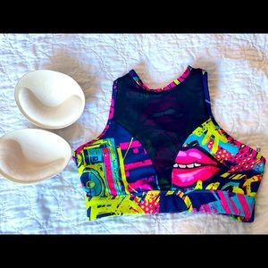 Size 4 Chestee.  Gently used in EXCELLENT condition!